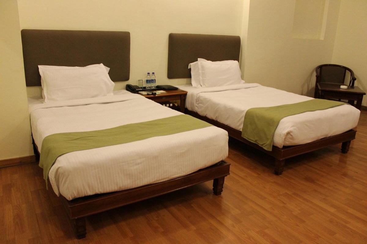 The Cent Hotel Hyderabad Exterior photo
